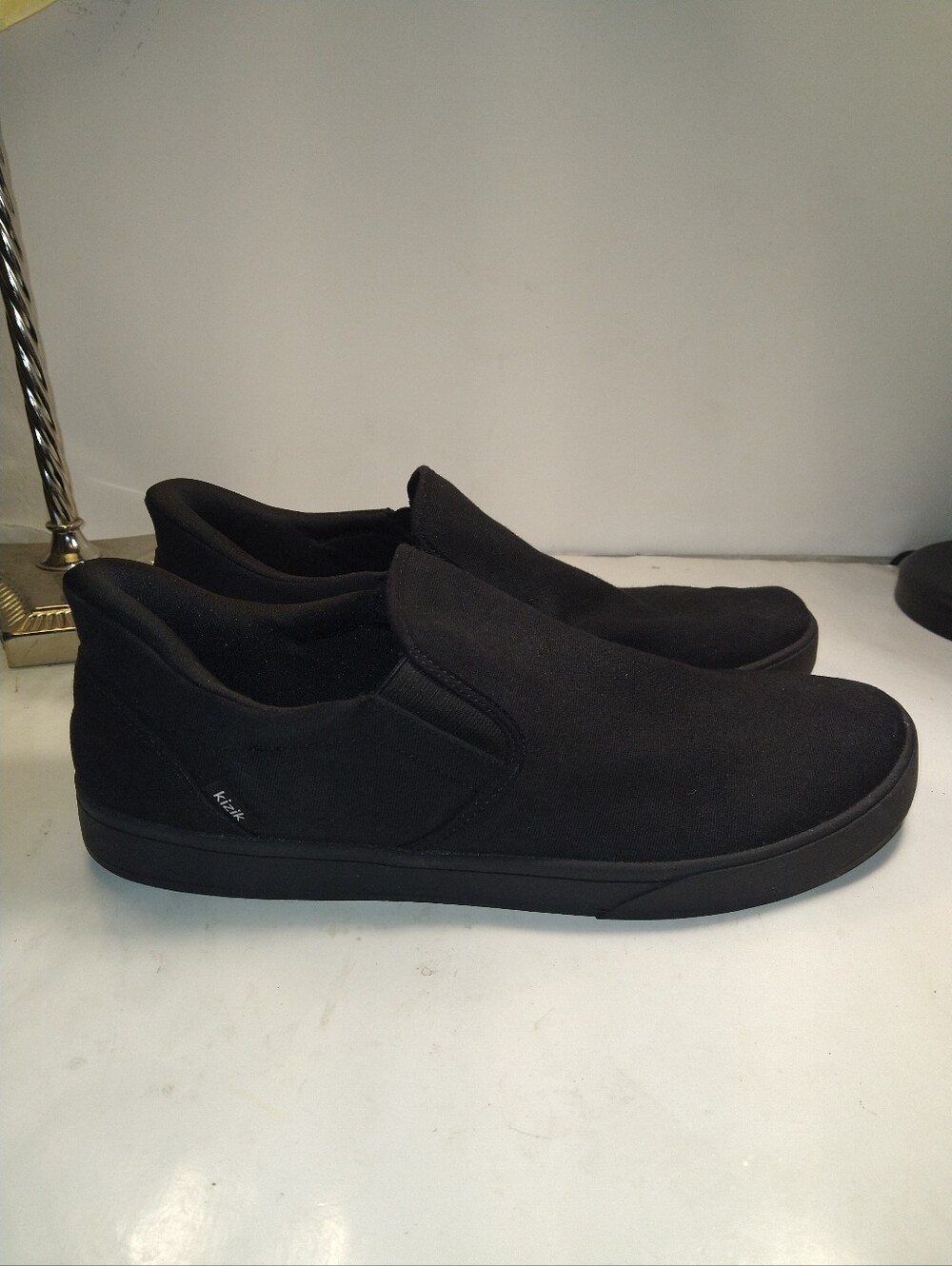 Kizik Venice Black Slip On Hands Free Sneakers Shoes Men's sz 15.